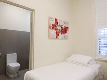 Naughtons Parkville Hotel - Accommodation in Brisbane 36