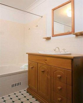Barrington Wilderness Cedar Lodge Accommodation - Accommodation in Brisbane 9