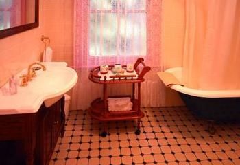 Chalet Blue Mountains - Accommodation in Brisbane 8