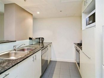 Wyndel Apartments - Nexus - Accommodation in Brisbane 3