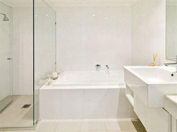 Wyndel Apartments - Encore - Accommodation in Brisbane 3