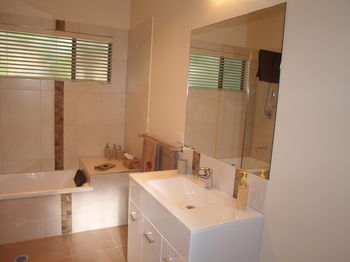 The African Cottage - Accommodation in Brisbane 10