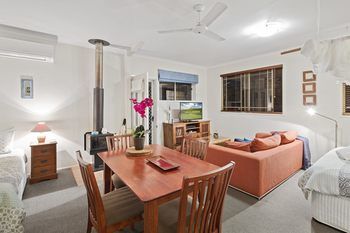 Eden Lodge - Accommodation in Brisbane 15