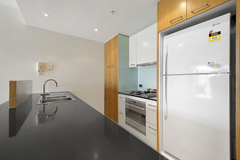 Docklands Private Collection Of Apartments - NewQuay - Accommodation in Brisbane 30