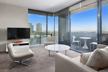 Docklands Private Collection Of Apartments - NewQuay - Accommodation in Brisbane 32
