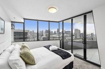Docklands Private Collection Of Apartments - NewQuay - Accommodation in Brisbane 58