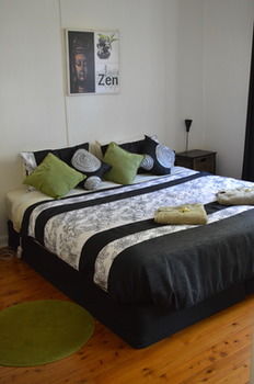 House On The Hill - Hunter Valley - Accommodation in Brisbane 4