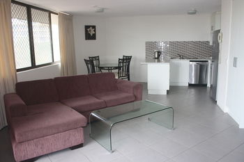 Mylos Apartments - Accommodation in Brisbane 8