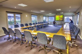 CountryPlace - Accommodation in Brisbane 11