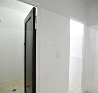 The Lakes Hotel - Accommodation in Brisbane
