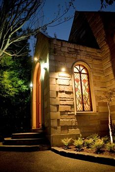 Elizabethan Lodge - Accommodation in Brisbane 11