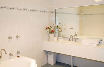 Tumut Valley Motel - Accommodation in Brisbane 13
