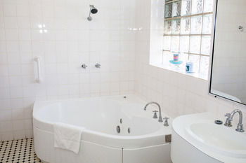 Tumut Valley Motel - Accommodation in Brisbane 20