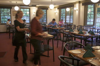 Colonial Terrace Motor Inn - Accommodation in Brisbane 11