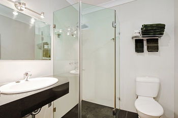 Colonial Terrace Motor Inn - Accommodation in Brisbane 15