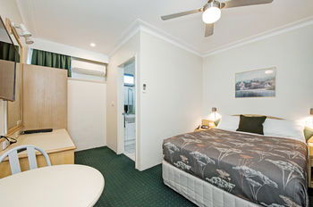 Colonial Terrace Motor Inn - Accommodation in Brisbane 25