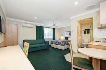 Colonial Terrace Motor Inn - Accommodation in Brisbane 26