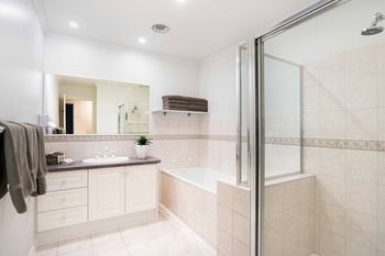 Best Western Fawkner Suites & Serviced Apartments - Accommodation in Brisbane 42