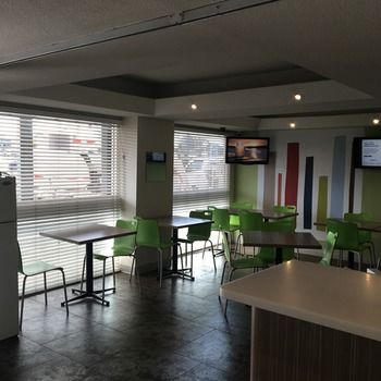 Ibis Budget Fawkner - Accommodation in Brisbane 8