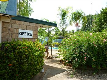 Palm Court Budget Motel Hostel/Backpackers - Accommodation in Brisbane 0