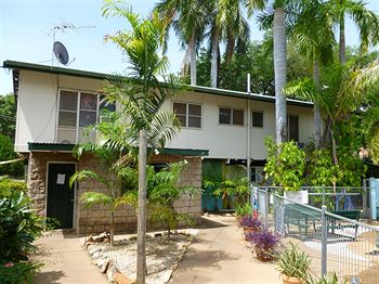 Palm Court Budget Motel Hostel/Backpackers - Accommodation in Brisbane 2