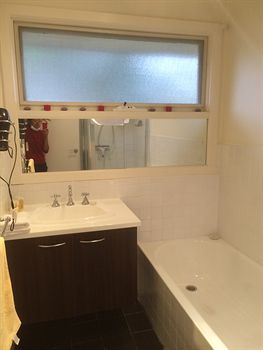 Australian Home Away Doncaster Elgar 2 - Accommodation in Brisbane 1