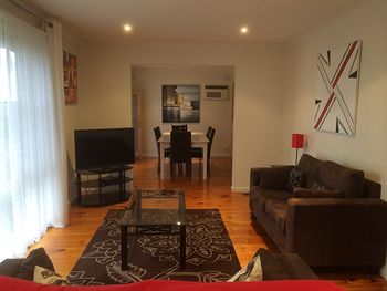 Australian Home Away Doncaster Elgar 2 - Accommodation in Brisbane 14