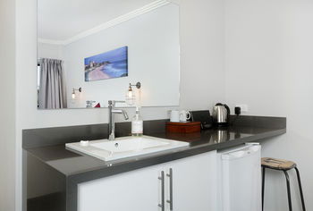 Merewether Motel - Accommodation in Brisbane 9