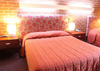 Carnegie Motor Inn - Accommodation in Brisbane 1