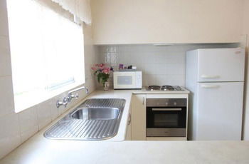 Carnegie Motor Inn - Accommodation in Brisbane 10