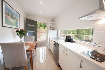 Mountain Element Retreats - Accommodation in Brisbane 4