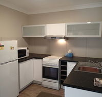 Dungowan Waterfront Apartments - Accommodation in Brisbane