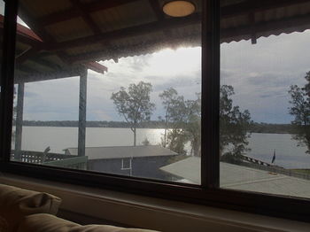 Dungowan Waterfront Apartments - Accommodation in Brisbane 5