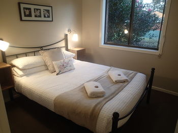 Dungowan Waterfront Apartments - Accommodation in Brisbane 61