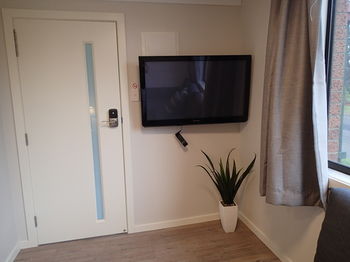 Dungowan Waterfront Apartments - Accommodation in Brisbane 87