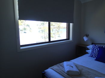 Dungowan Waterfront Apartments - Accommodation in Brisbane 120