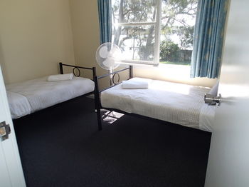 Dungowan Waterfront Apartments - Accommodation in Brisbane 184