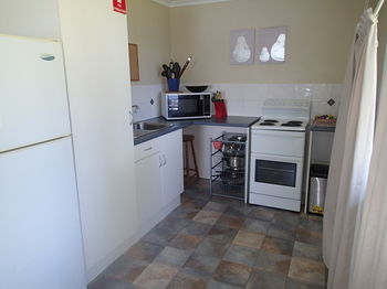 Dungowan Waterfront Apartments - Accommodation in Brisbane 201