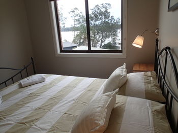 Dungowan Waterfront Apartments - Accommodation in Brisbane 206