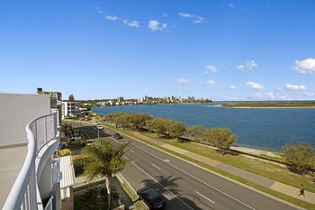 Sandy Shores Luxury Holiday Units - Accommodation in Brisbane 17