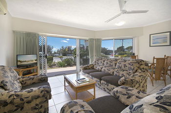 Sandy Shores Luxury Holiday Units - Accommodation in Brisbane 26