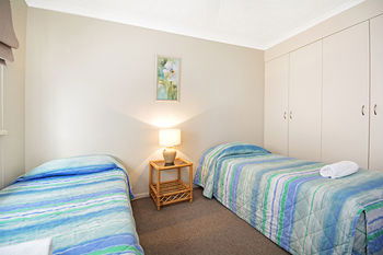 Sandy Shores Luxury Holiday Units - Accommodation in Brisbane 43