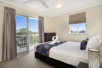 Sandy Shores Luxury Holiday Units - Accommodation in Brisbane 45