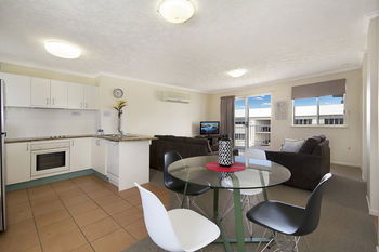 Sandy Shores Luxury Holiday Units - Accommodation in Brisbane 50