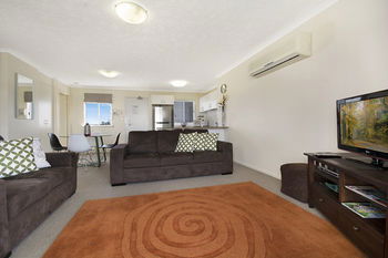 Sandy Shores Luxury Holiday Units - Accommodation in Brisbane 55