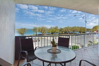 Sandy Shores Luxury Holiday Units - Accommodation in Brisbane 66