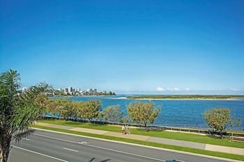 Sandy Shores Luxury Holiday Units - Accommodation in Brisbane 70