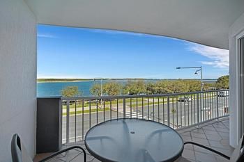 Sandy Shores Luxury Holiday Units - Accommodation in Brisbane 77
