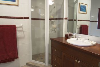 Kingfishers Manor @ Noosa - Accommodation in Brisbane 6