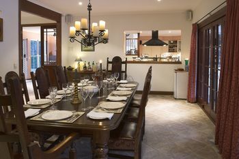 Kingfishers Manor @ Noosa - Accommodation in Brisbane 11